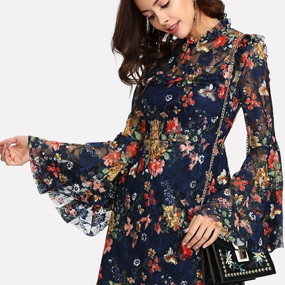 Calico Print Bell Sleeve Dress - Picture 3 of 3